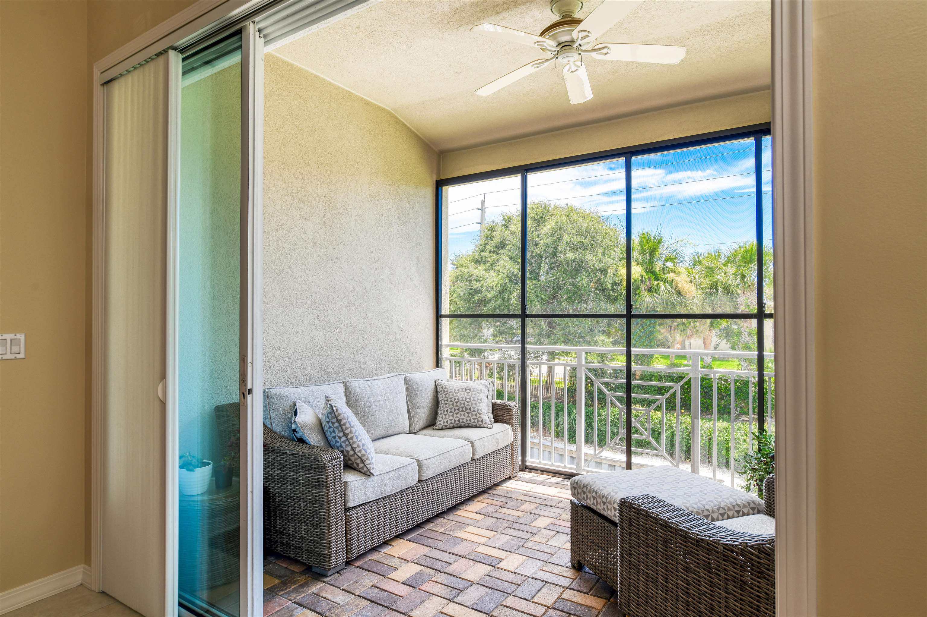 1208 Makarios Dr