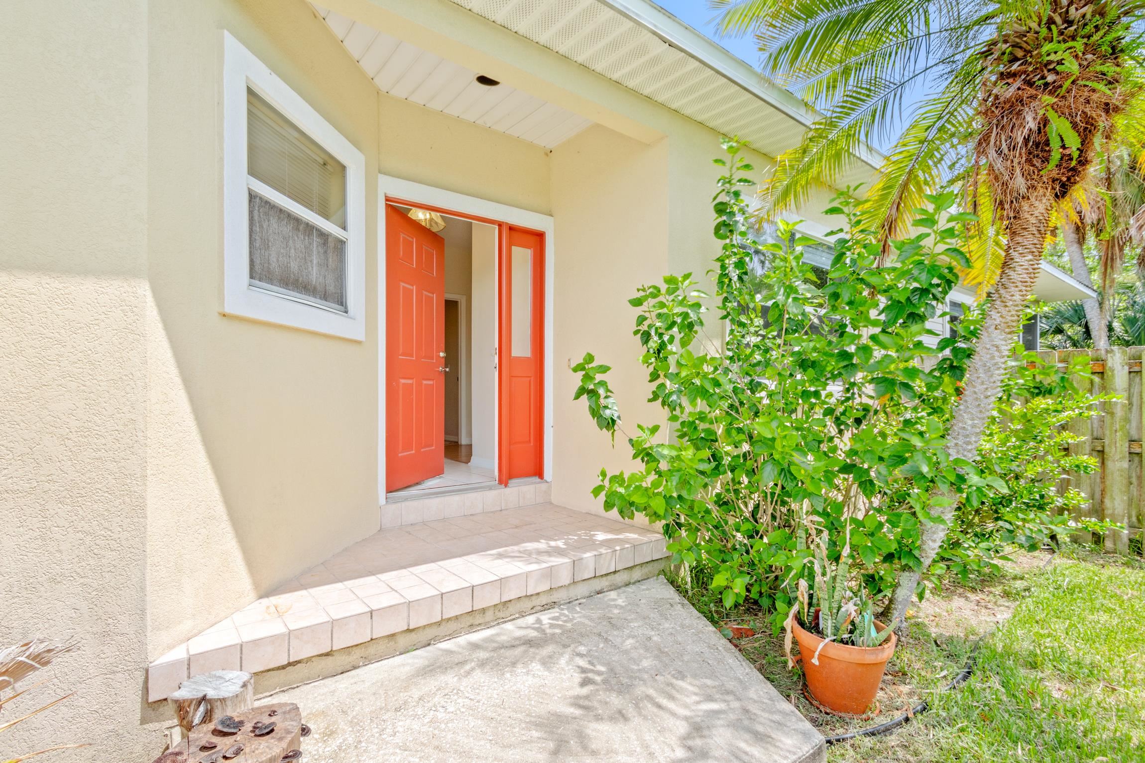 407 Arricola Ave