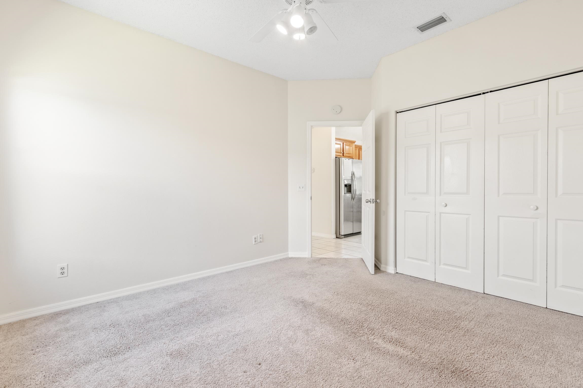 407 Arricola Ave