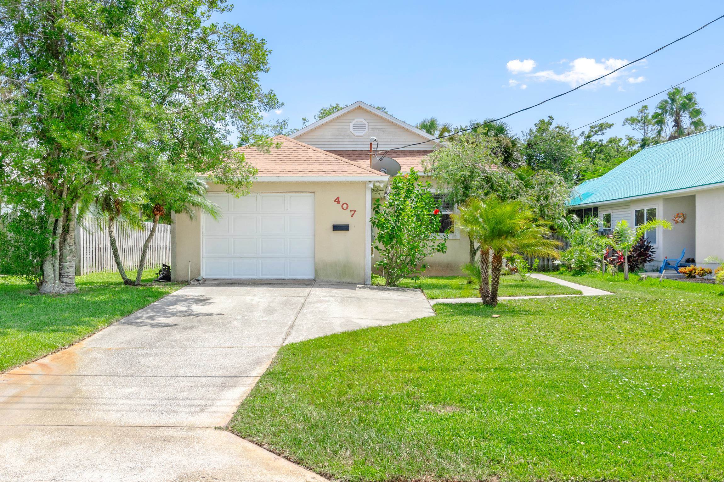 407 Arricola Ave