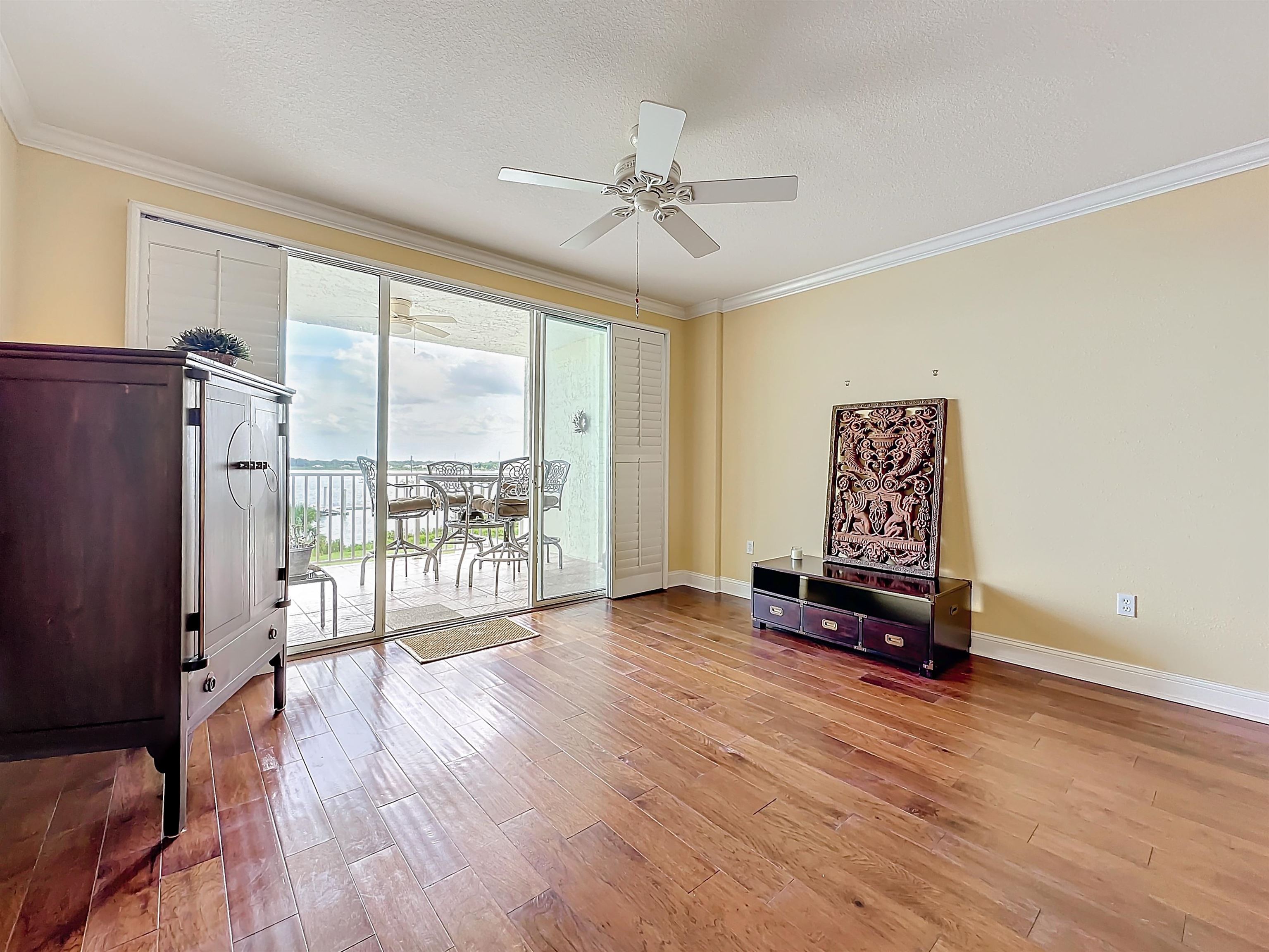 157 Marine Street Unit: 207