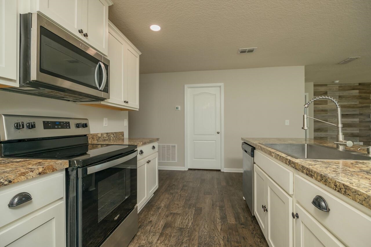 282 Seville Parkway