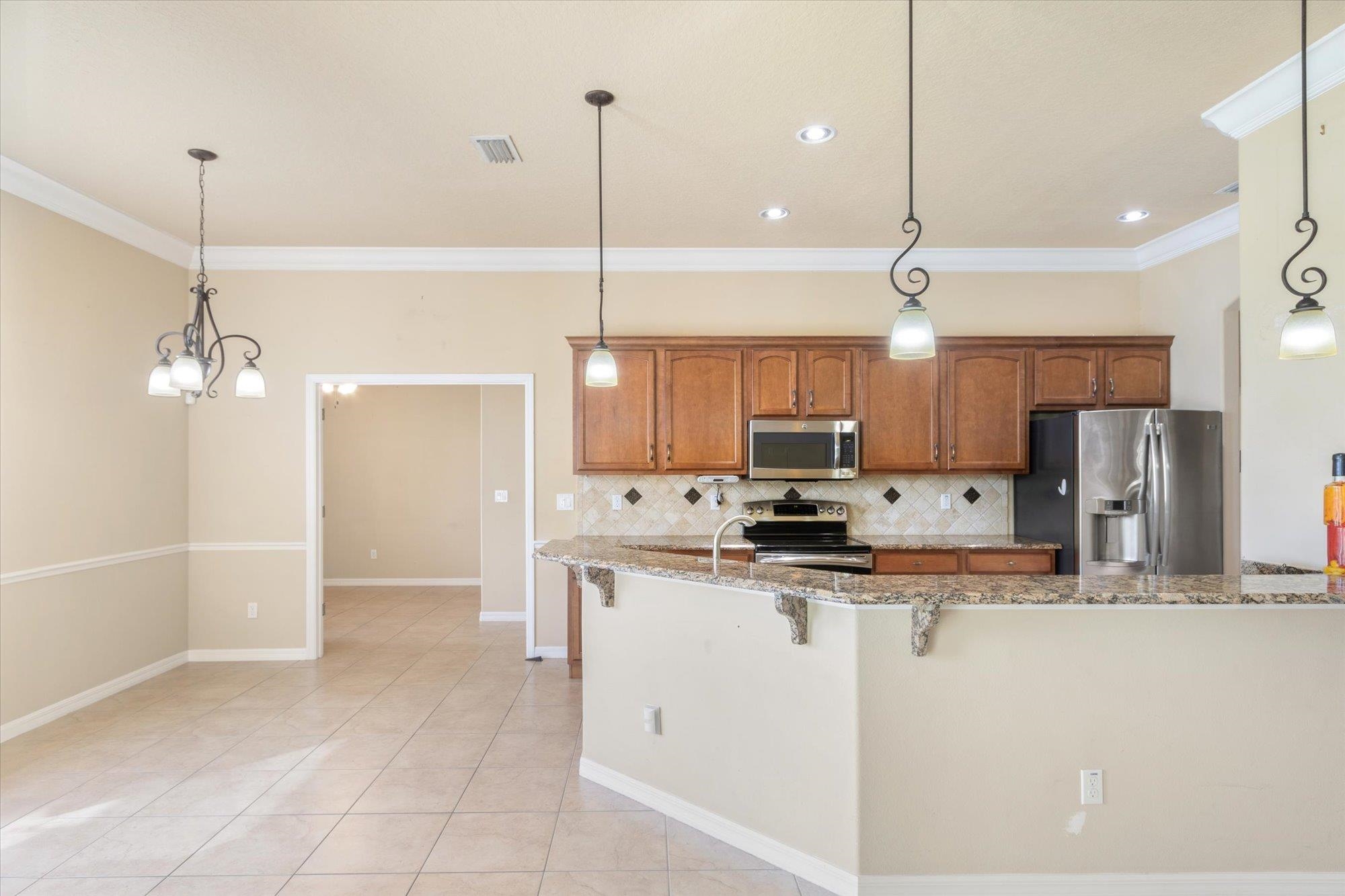 16 Graham Trail