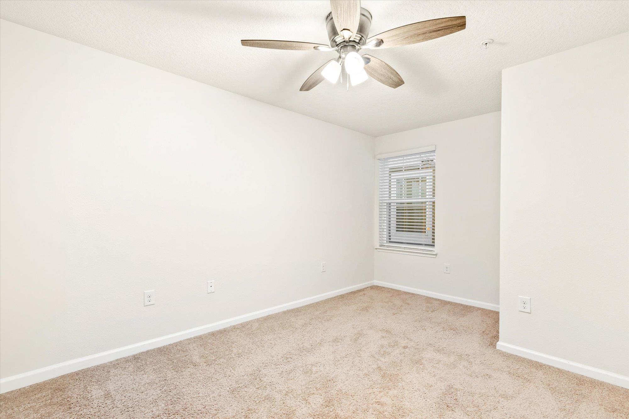 1511 Golden Lake Loop