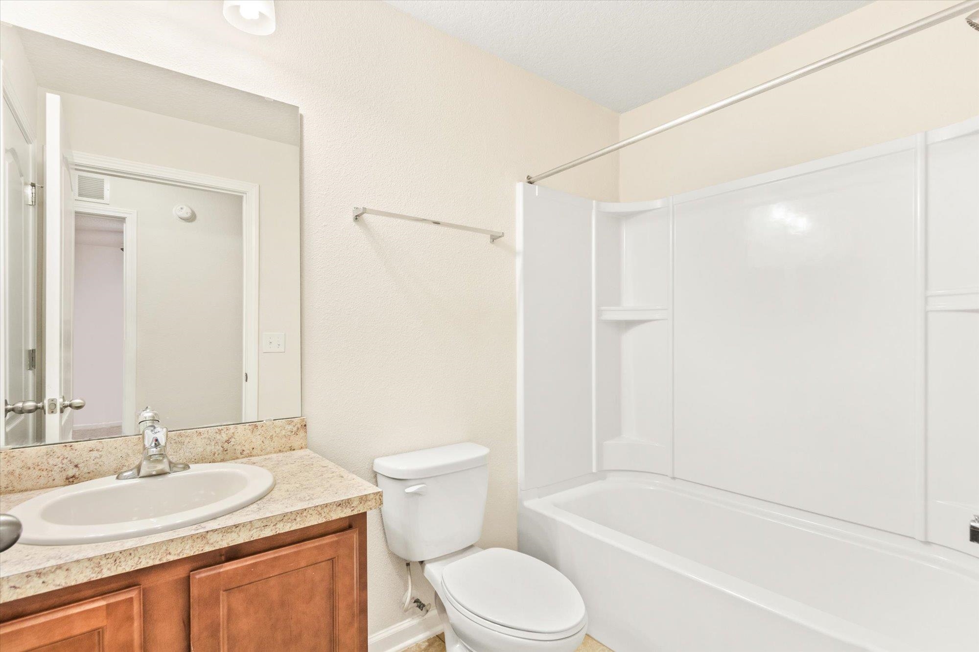 1511 Golden Lake Loop