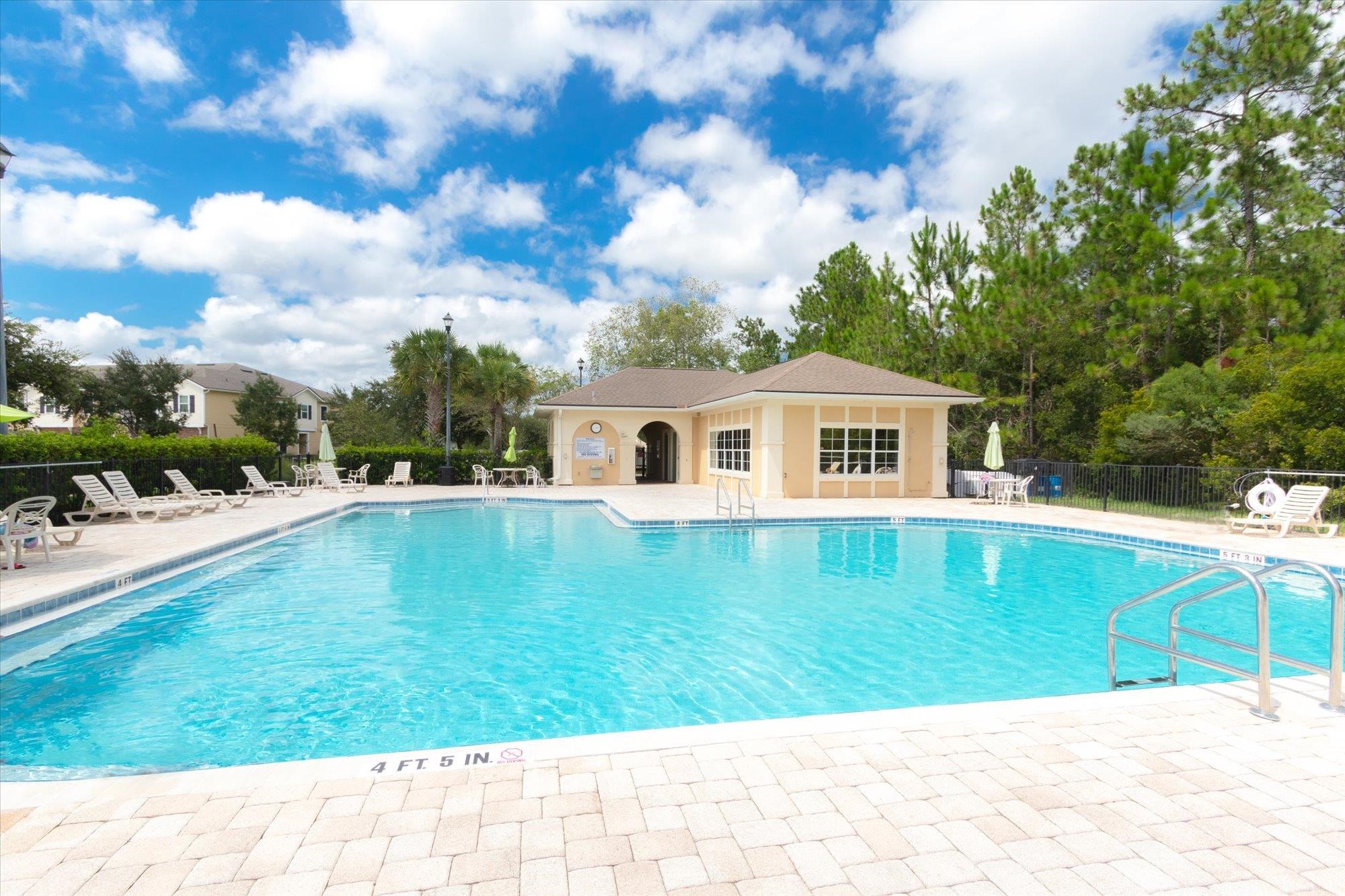 1511 Golden Lake Loop