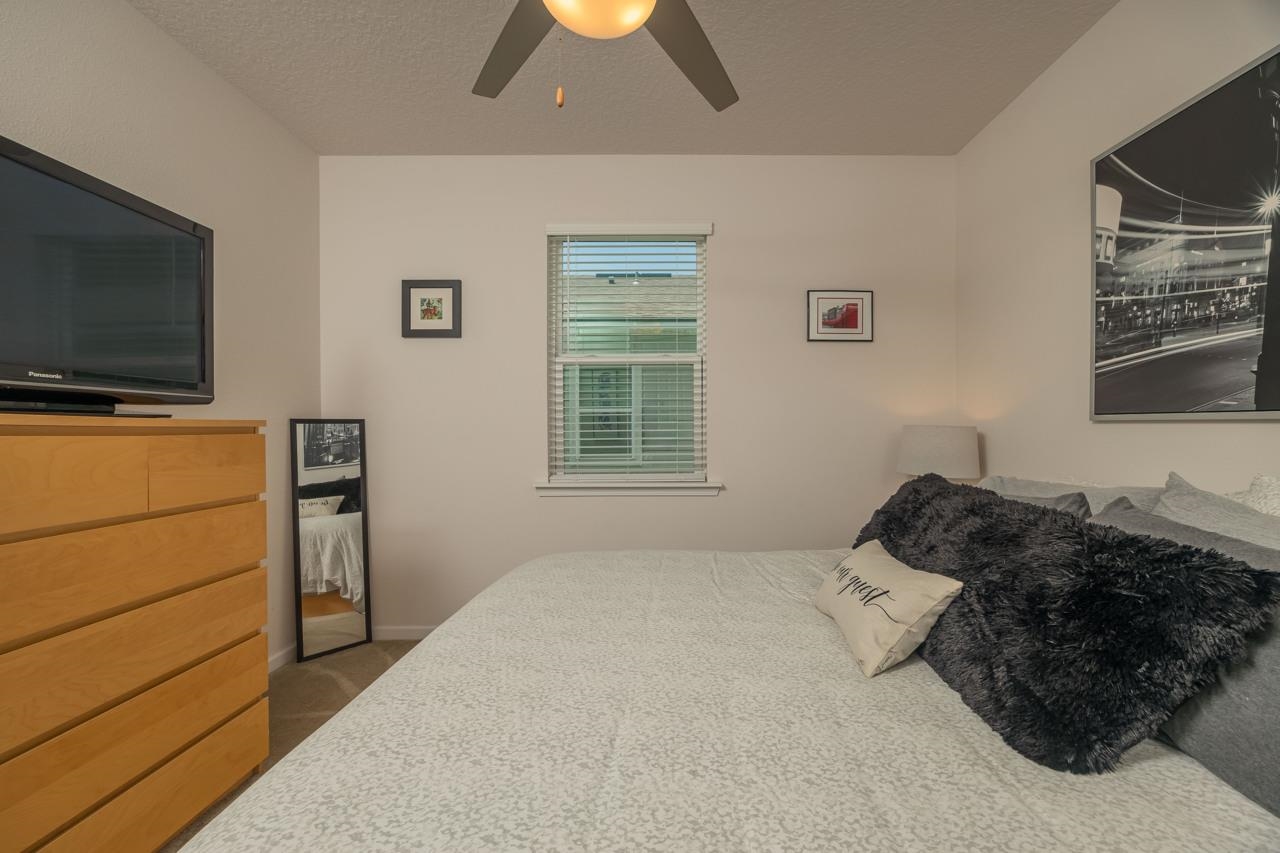 395 Aventurine Ave