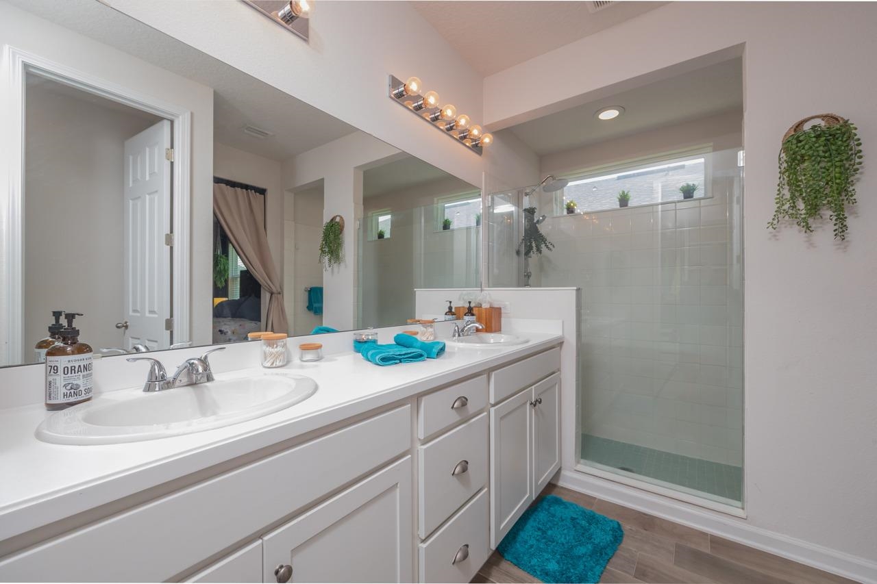 395 Aventurine Ave