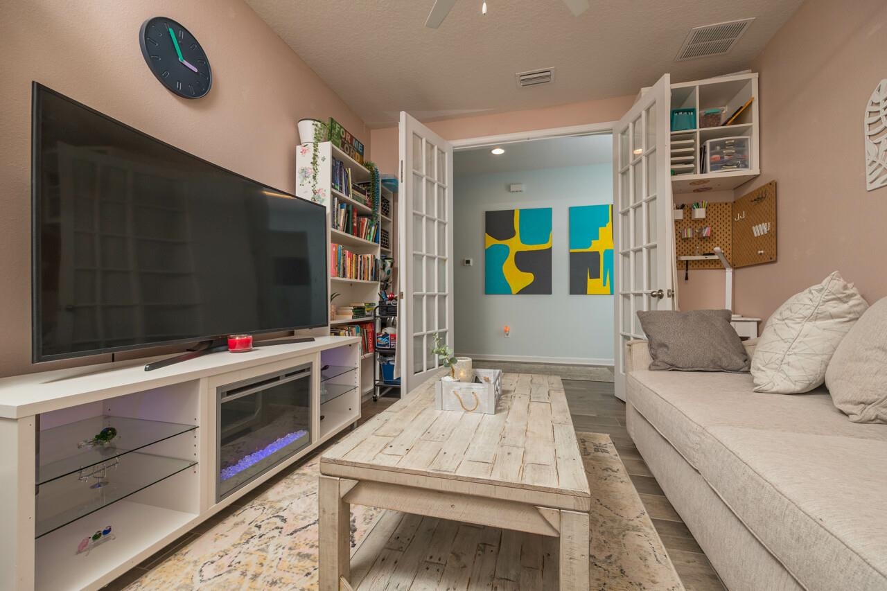 395 Aventurine Ave