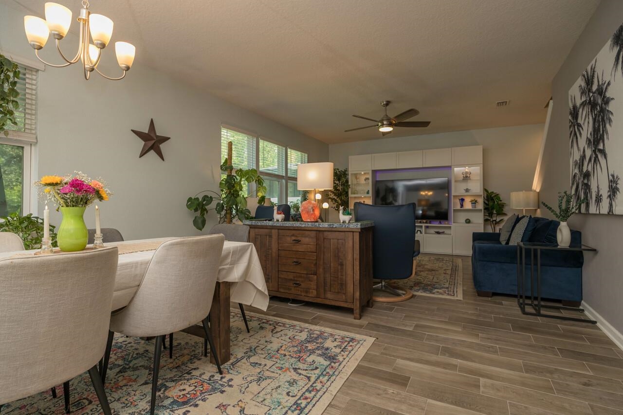 395 Aventurine Ave