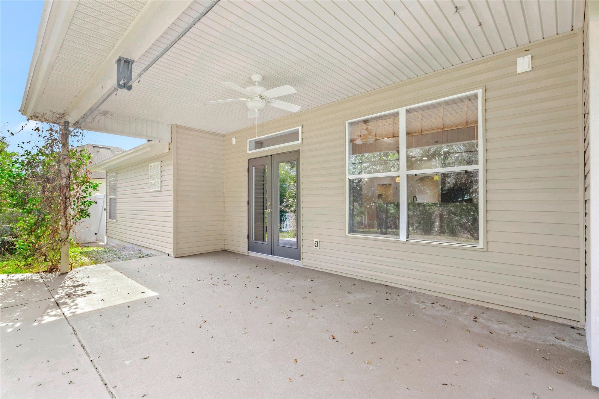 916 S Garden Lake