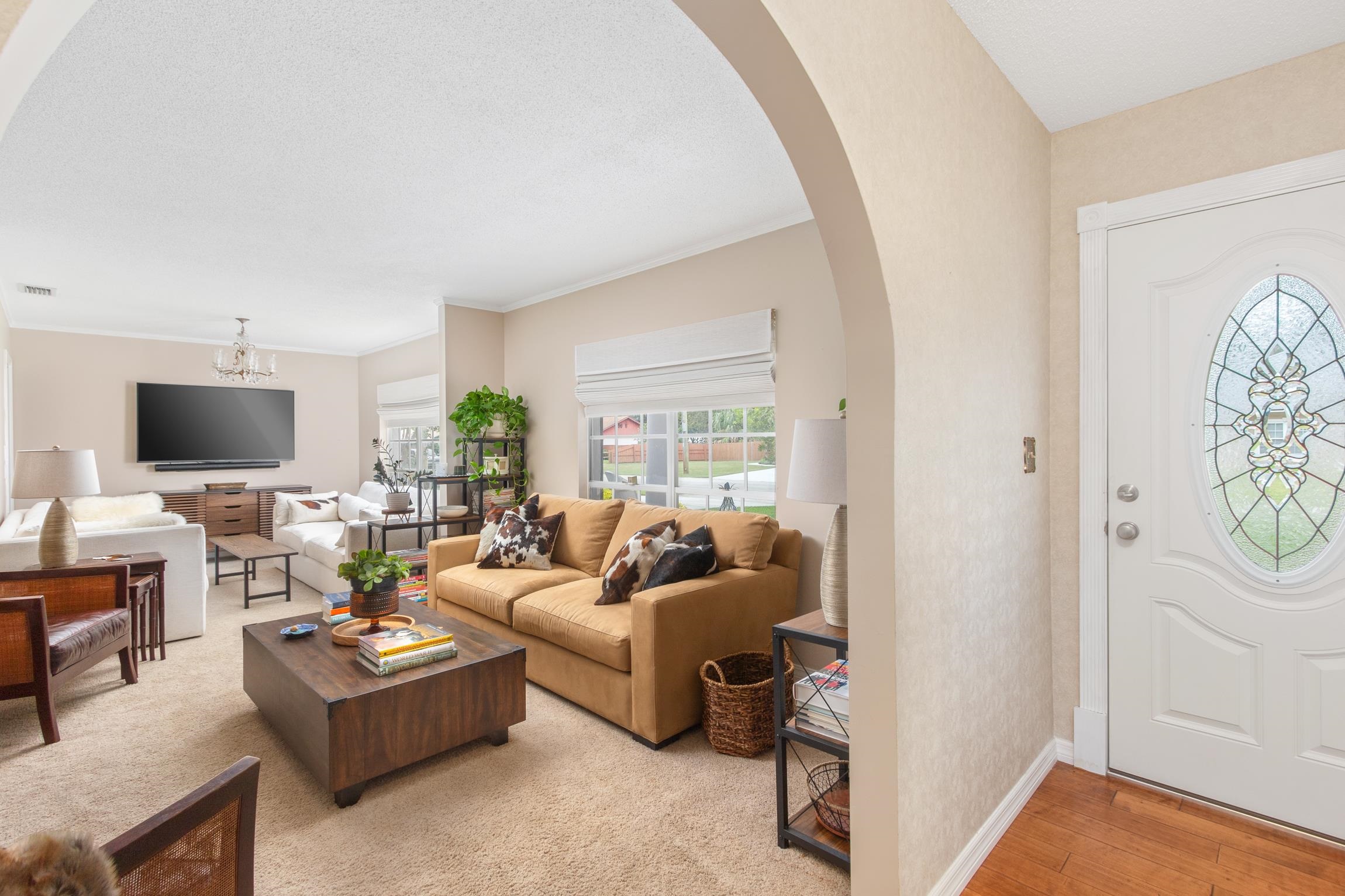 405 Lobelia Rd