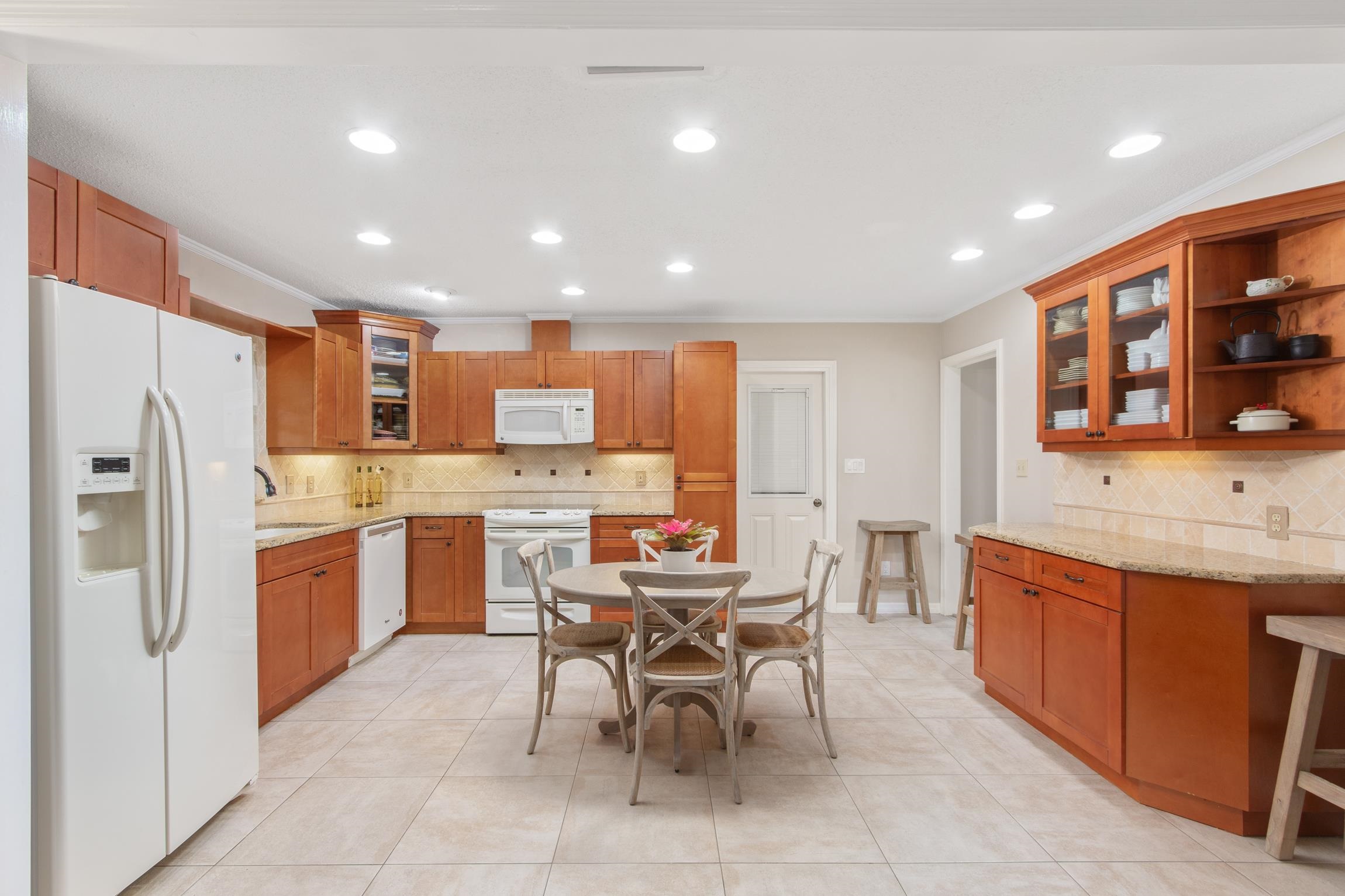 405 Lobelia Rd