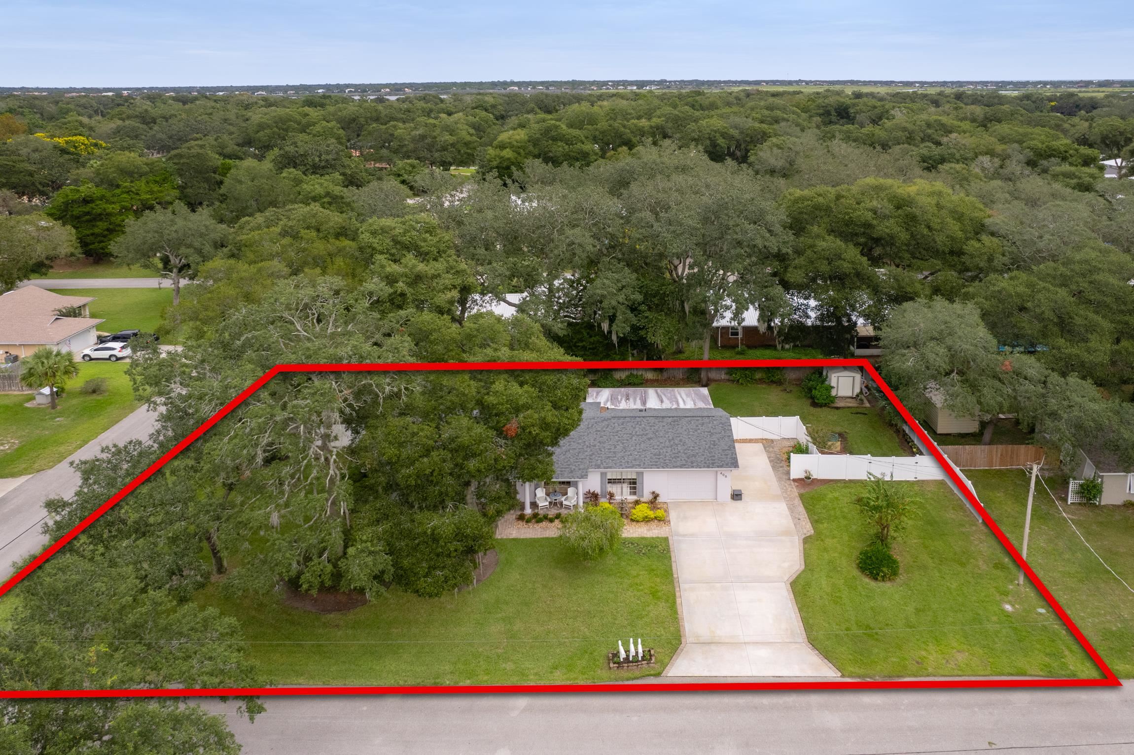 405 Lobelia Rd