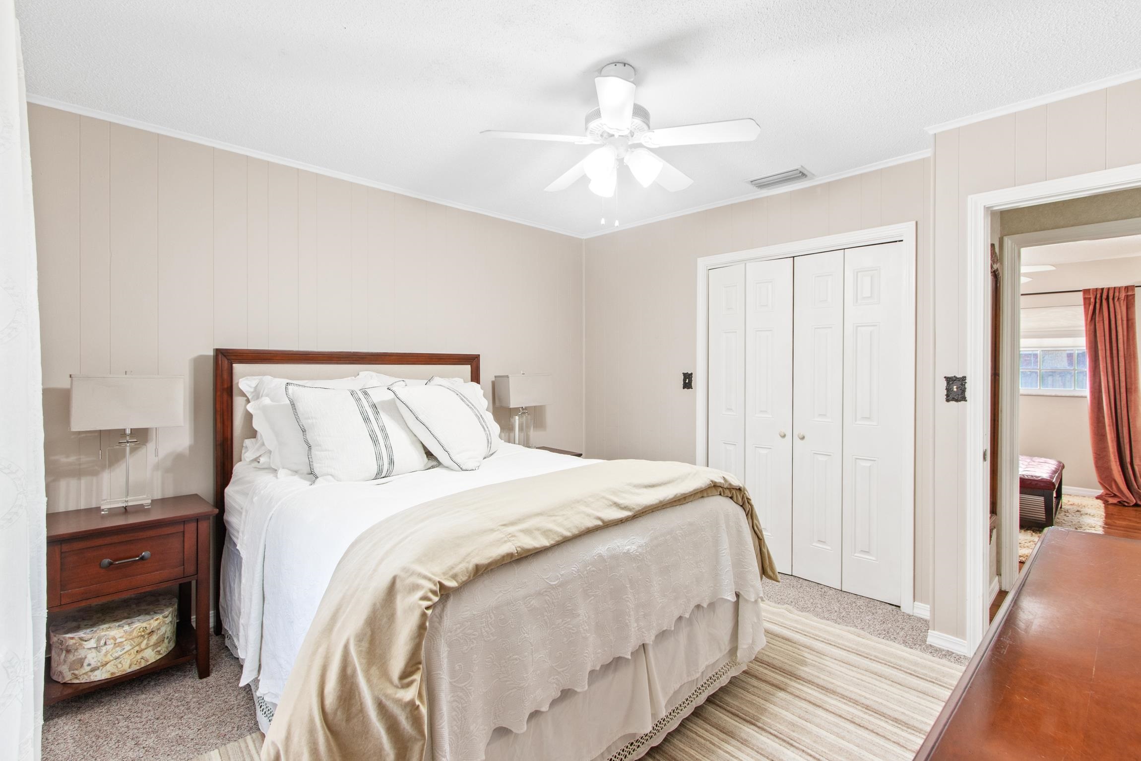 405 Lobelia Rd