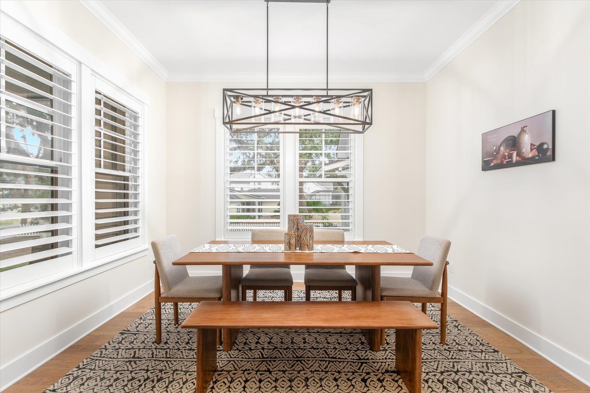 28341 Grandview Manor