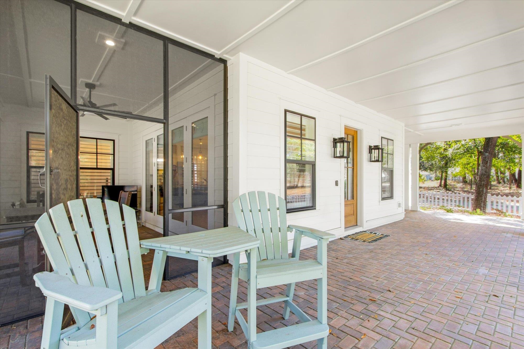 28341 Grandview Manor