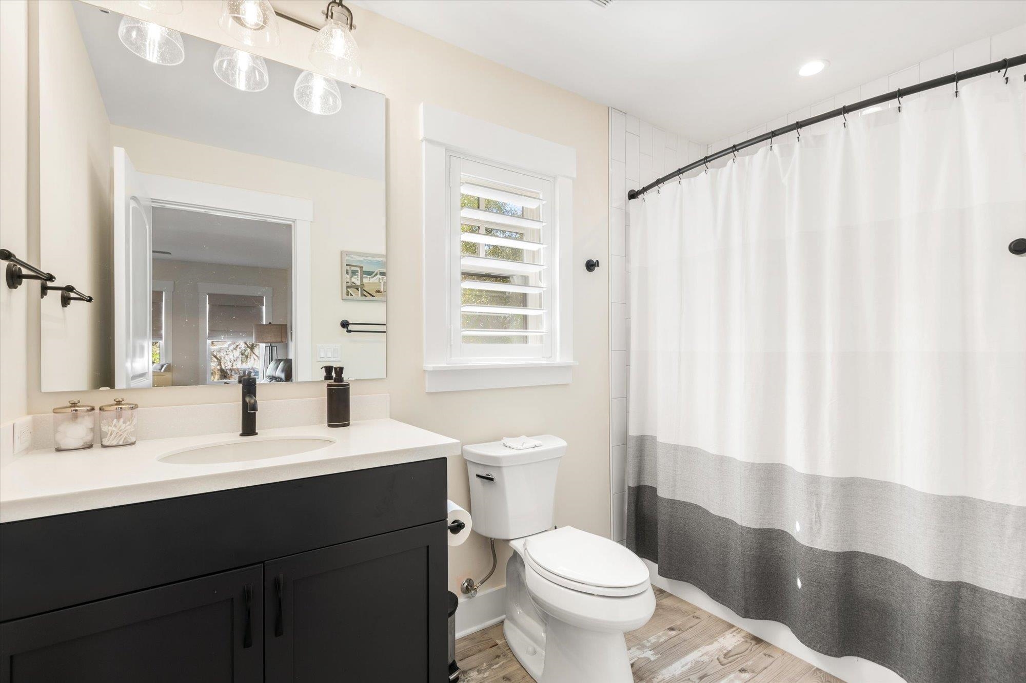 28341 Grandview Manor