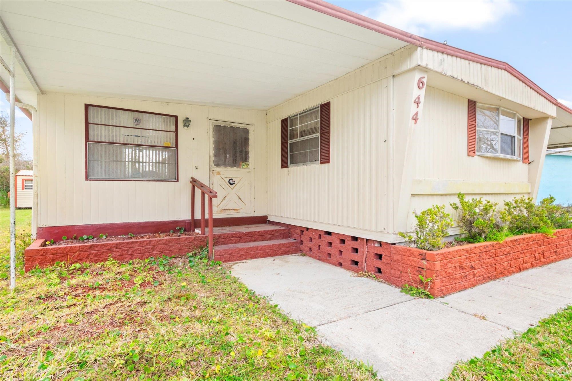 644 Coral Circle