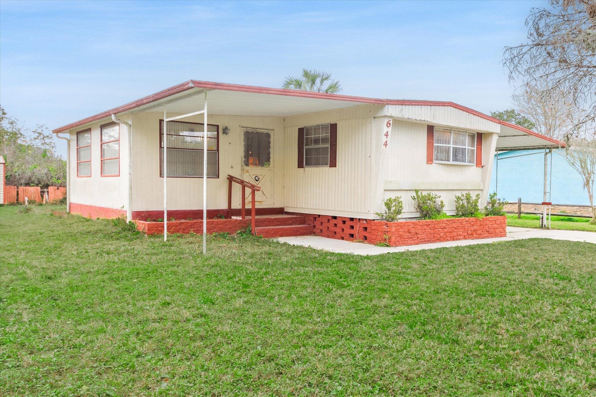 644 Coral Circle