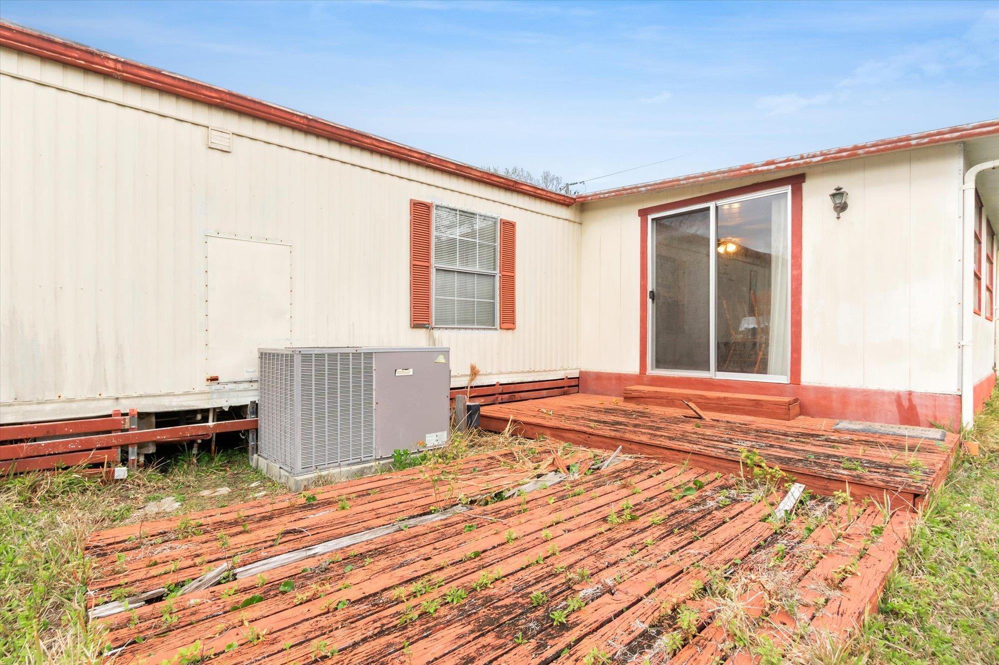 644 Coral Circle