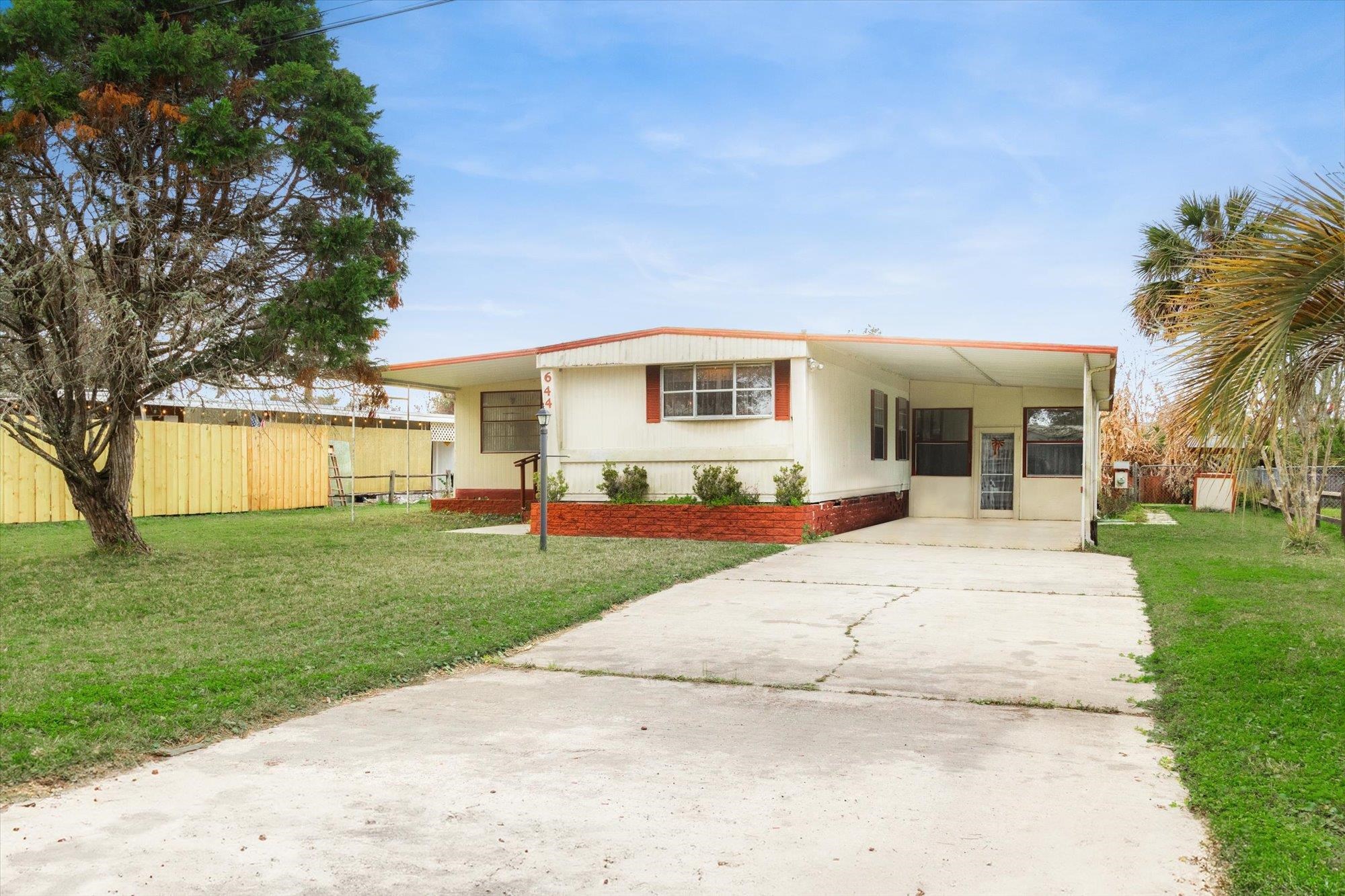 644 Coral Circle