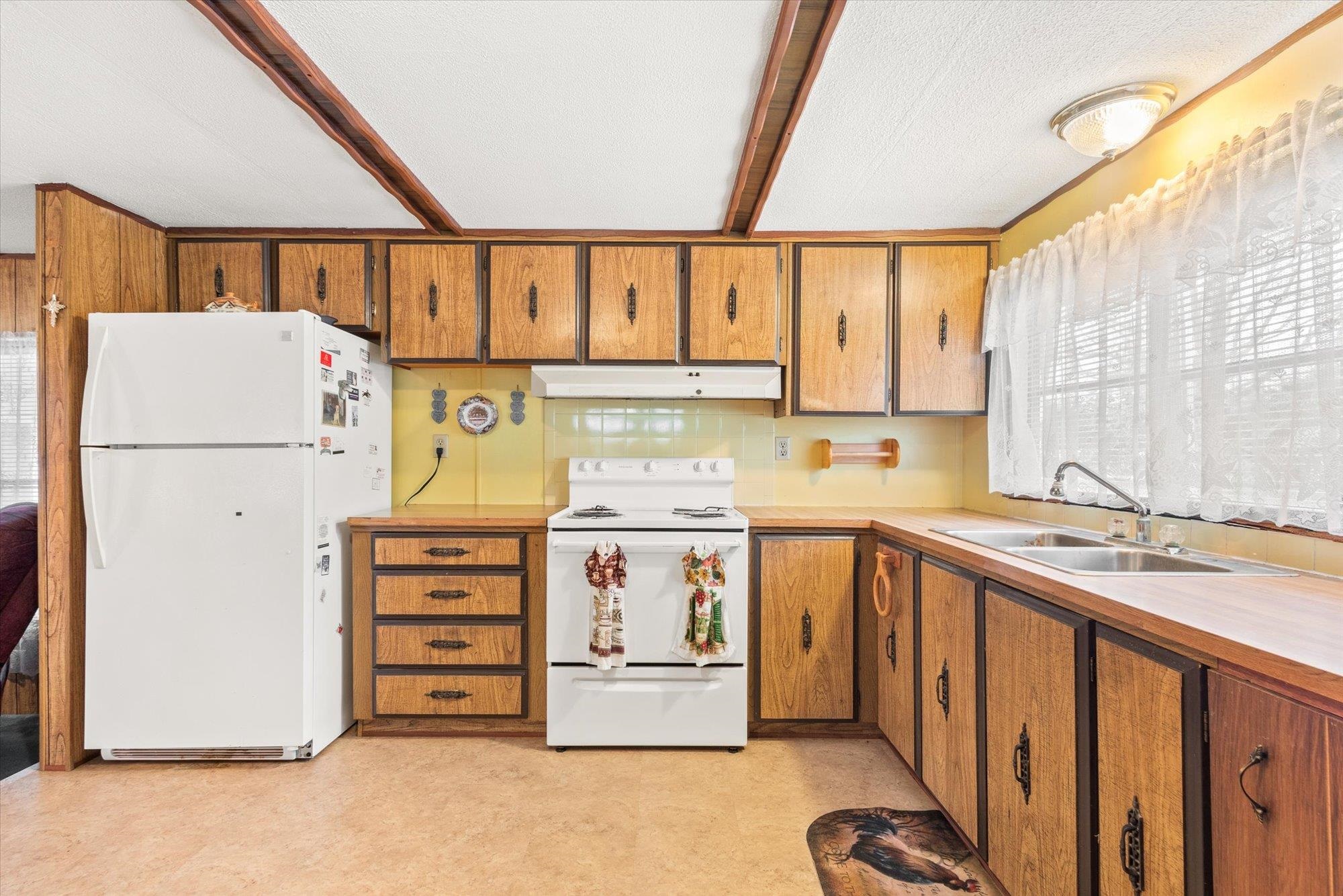 644 Coral Circle