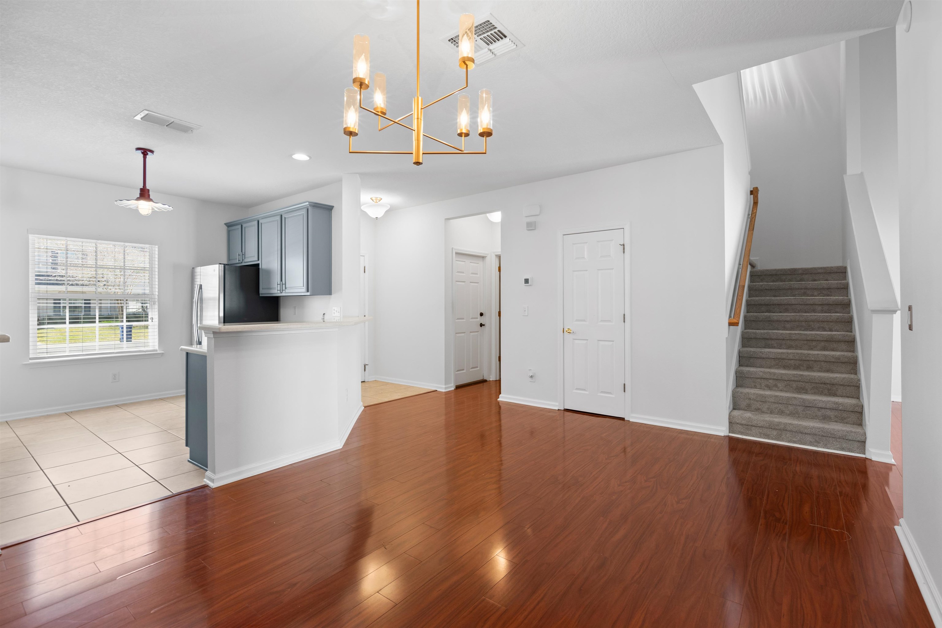 534 Wooded Crossing Cir