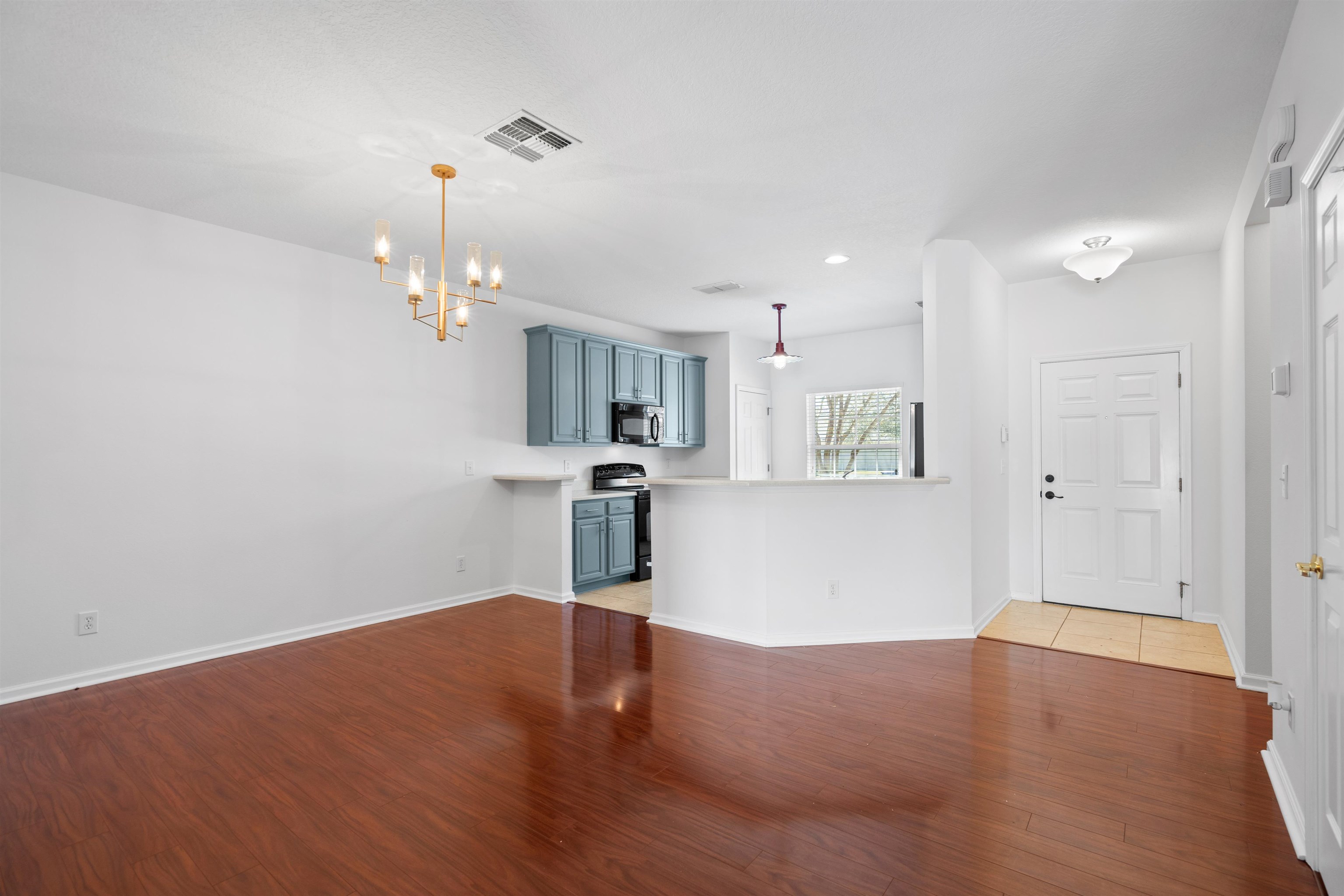534 Wooded Crossing Cir