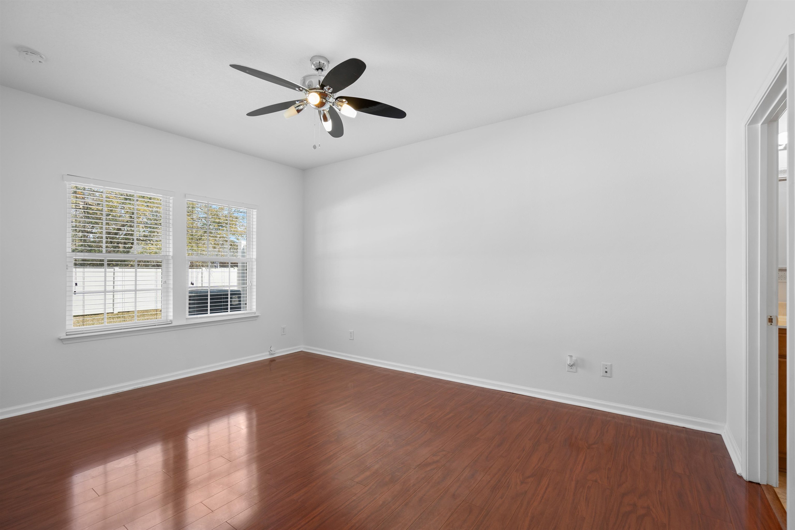 534 Wooded Crossing Cir