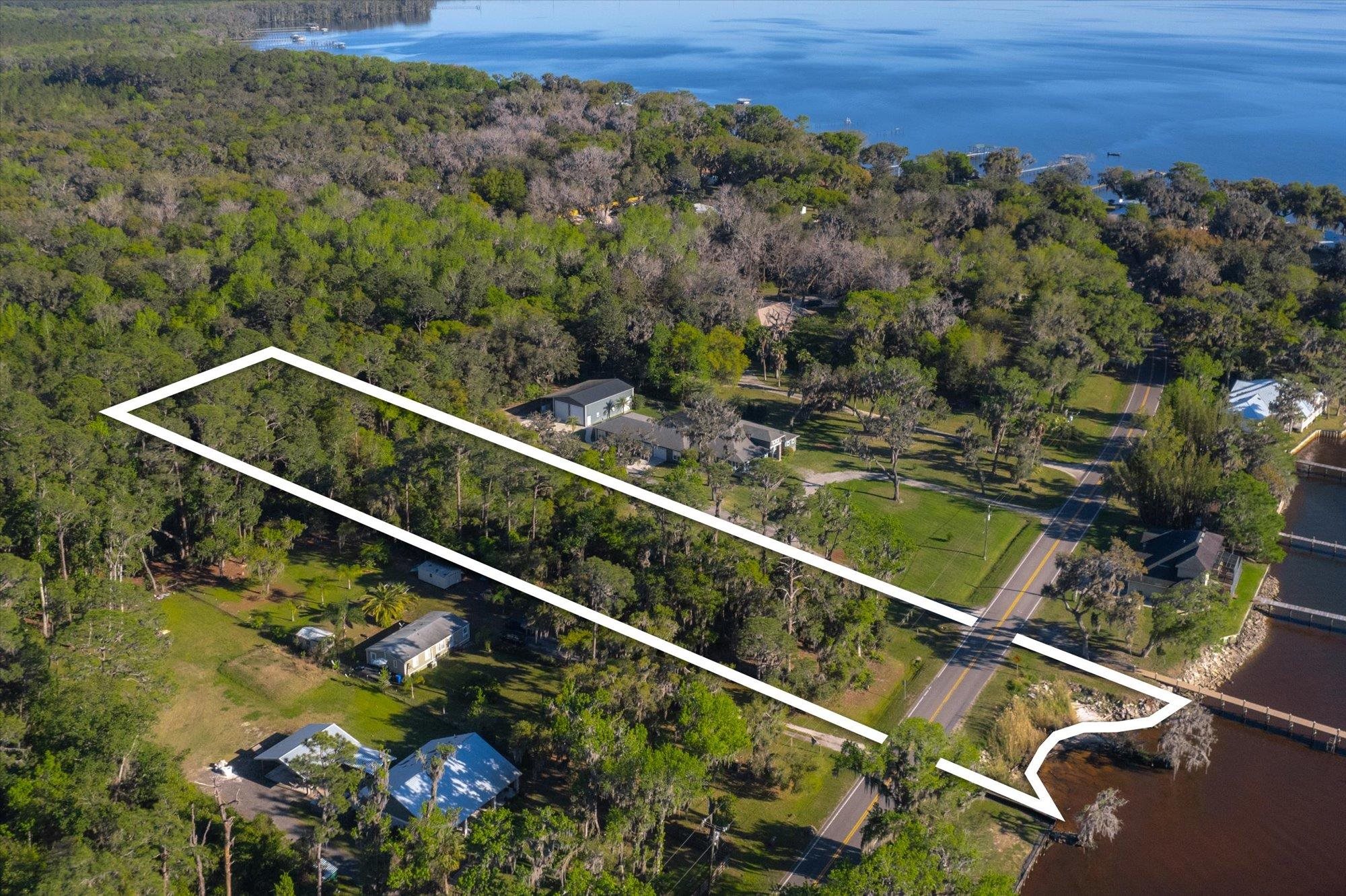 1520 County Road 13 S
