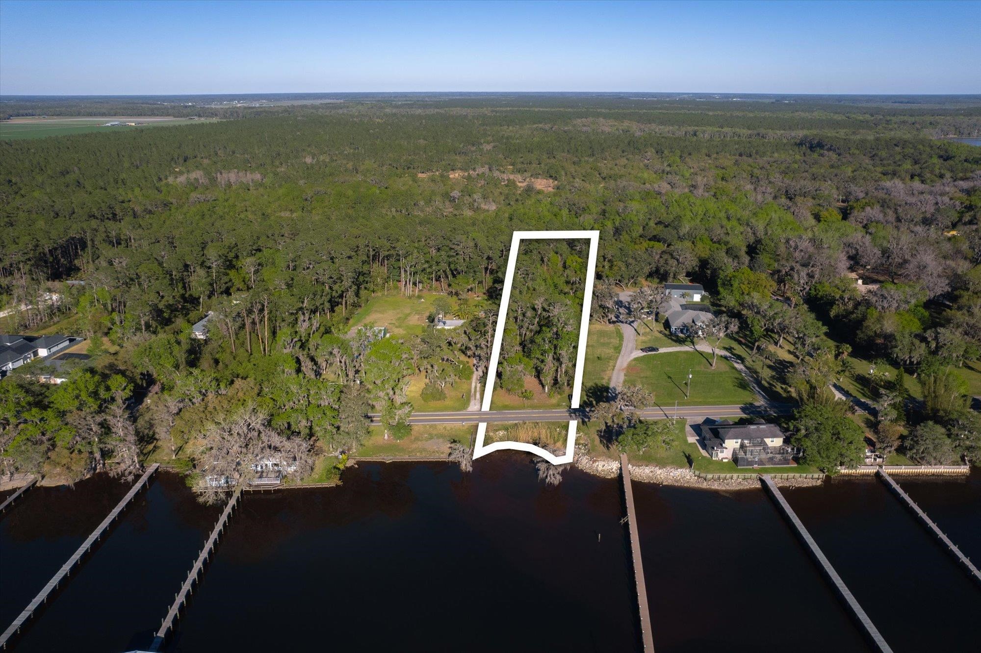 1520 County Road 13 S