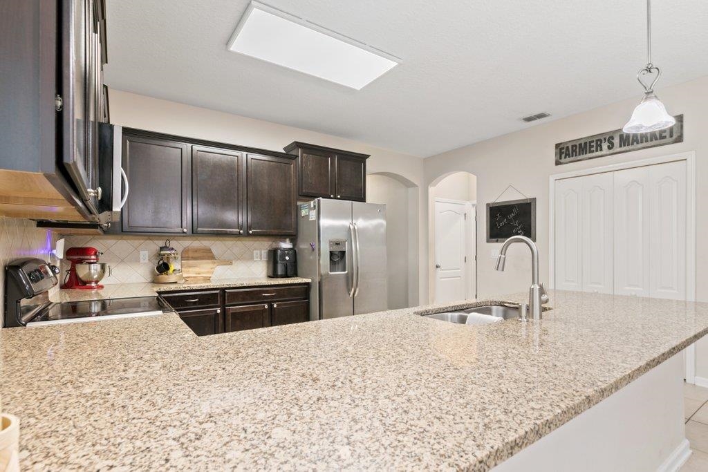 117 Mission Cove Cir