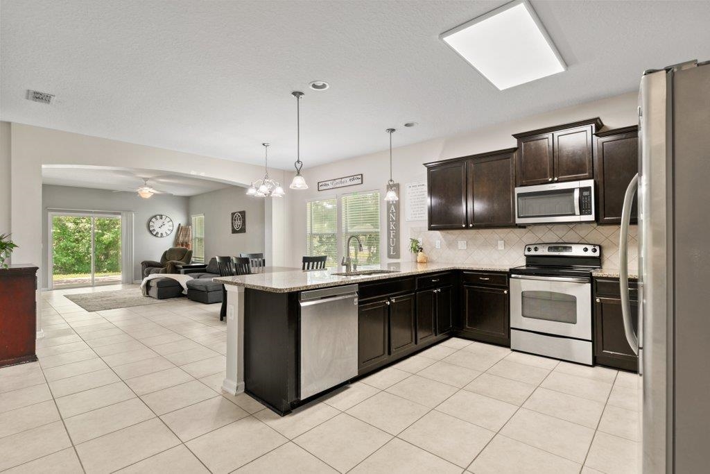 117 Mission Cove Cir