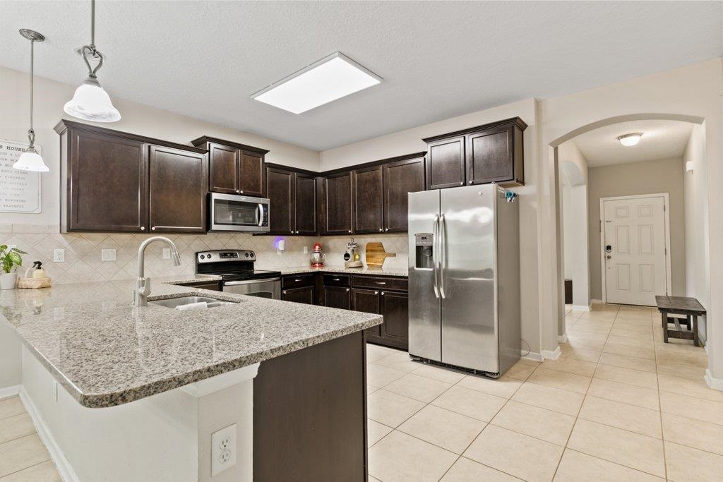 117 Mission Cove Cir