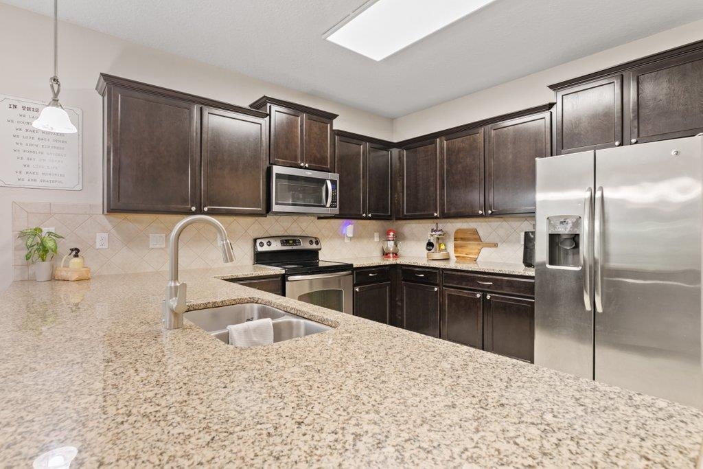 117 Mission Cove Cir