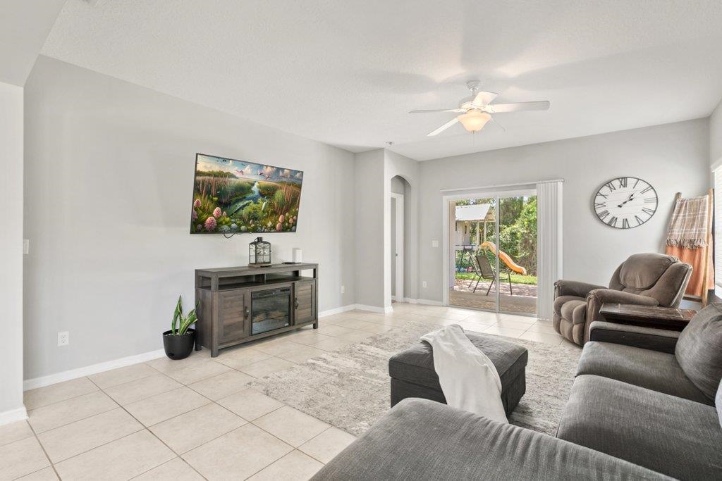 117 Mission Cove Cir