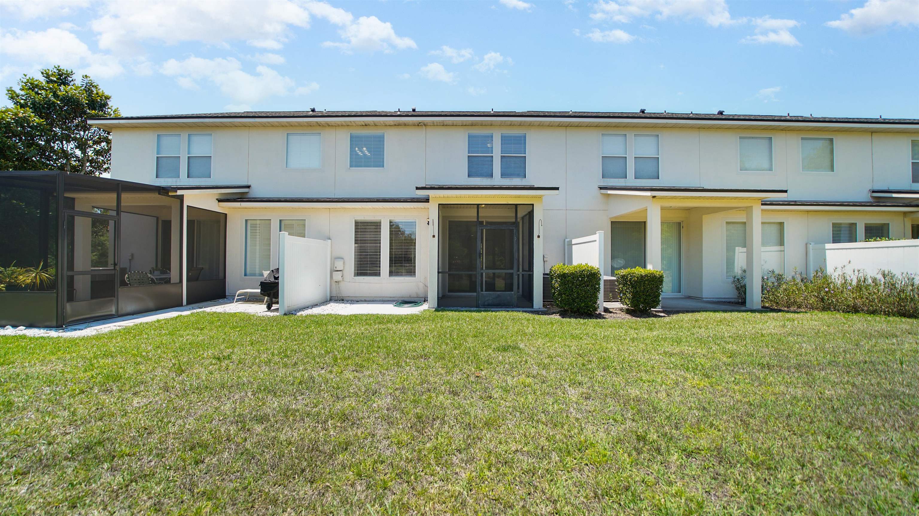 18 Amistad Dr Unit: 18