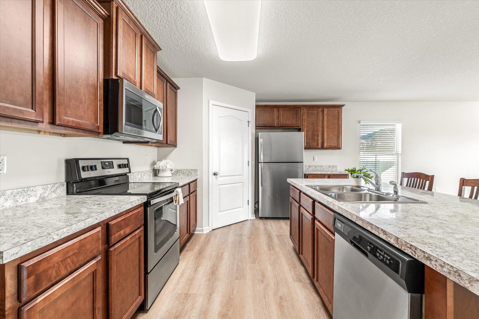 189 Blue Creek Way