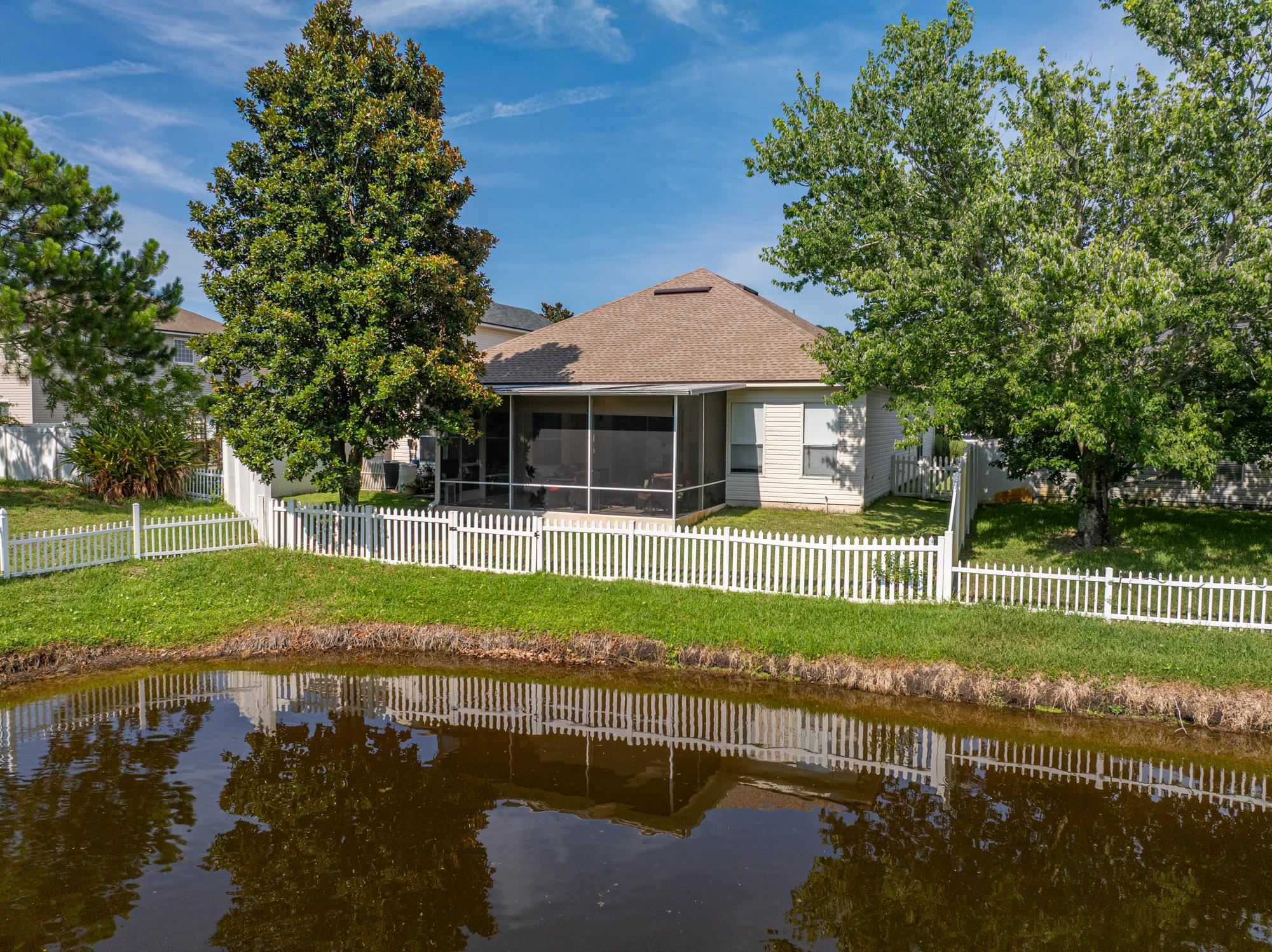 241 N Hidden Tree Dr