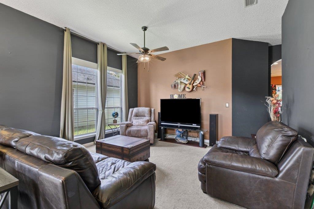 241 N Hidden Tree Dr