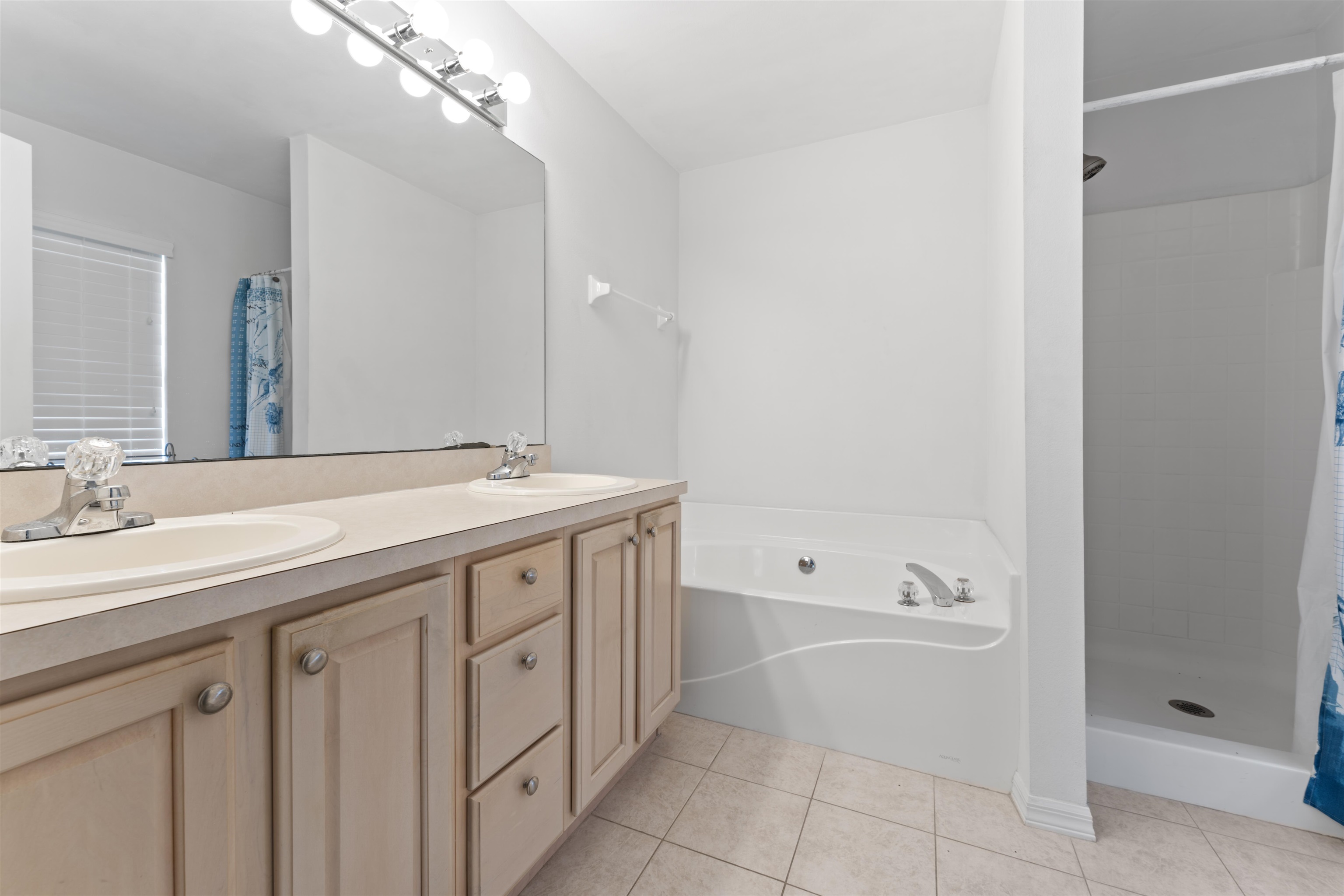 23 Woodside Dr
