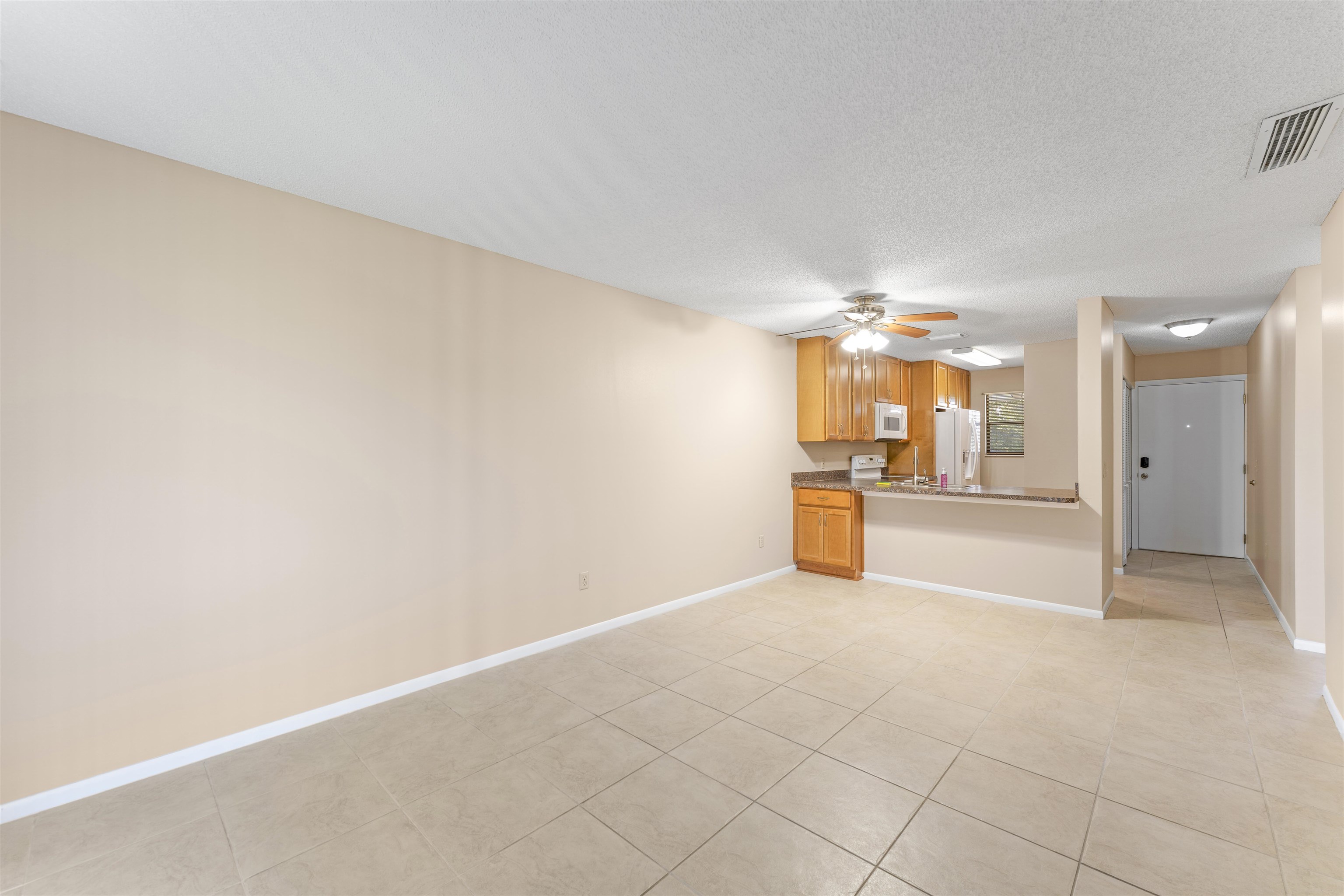 700 W Pope Rd Unit: E38