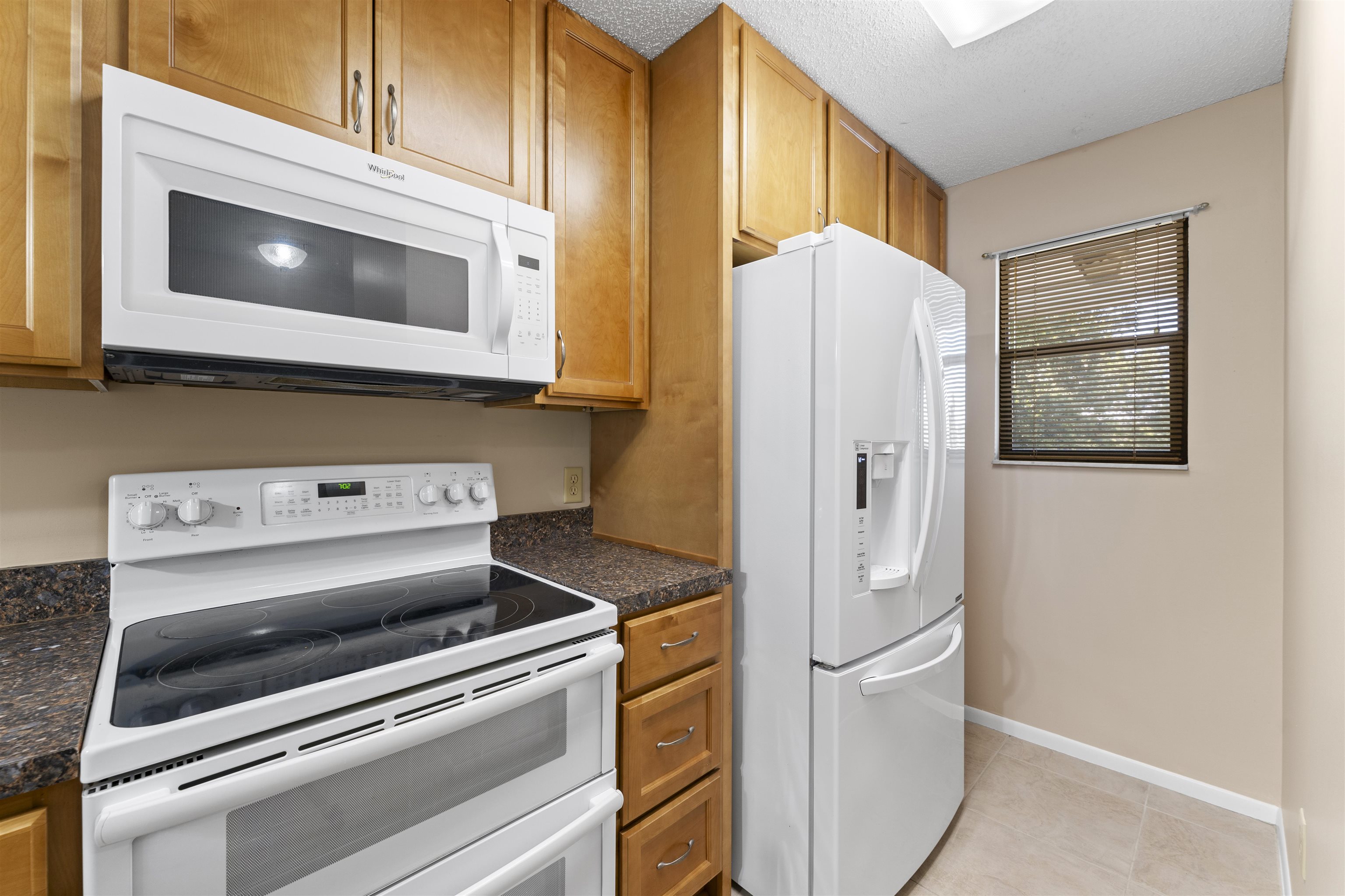 700 W Pope Rd Unit: E38
