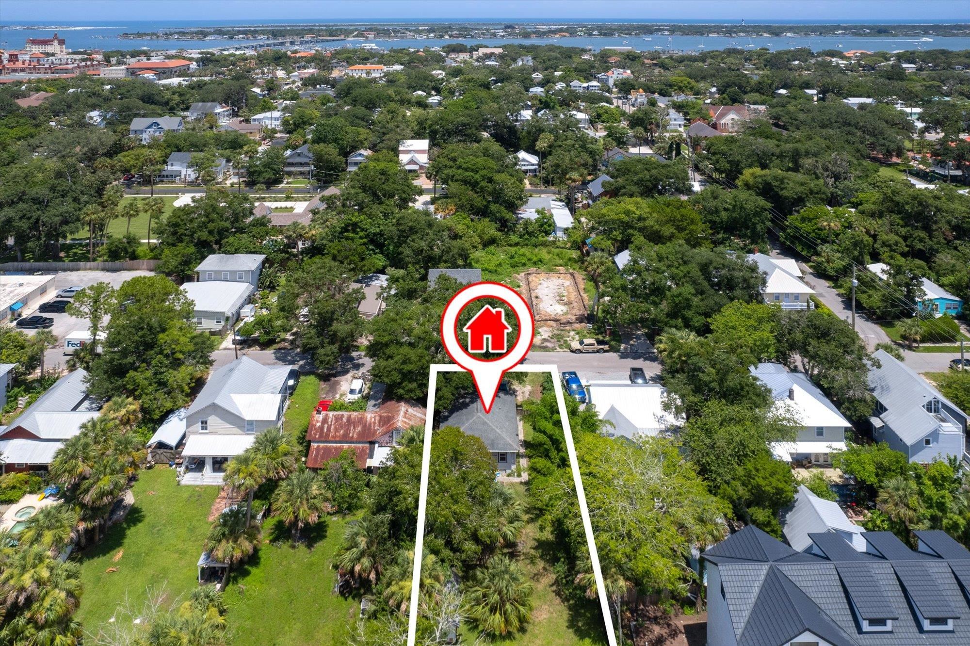 60 Weeden Street
