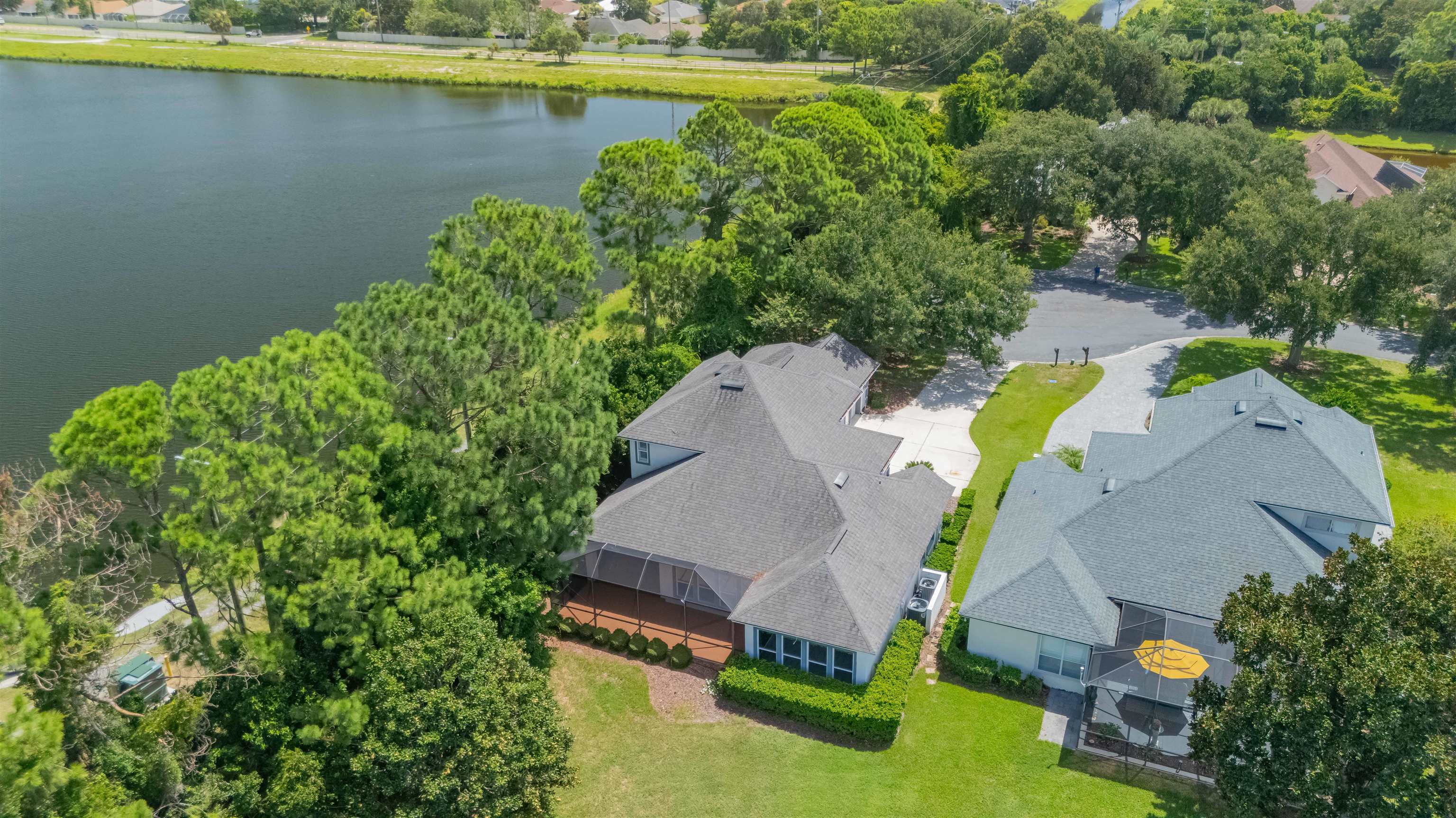 932 Spring Lake Ct