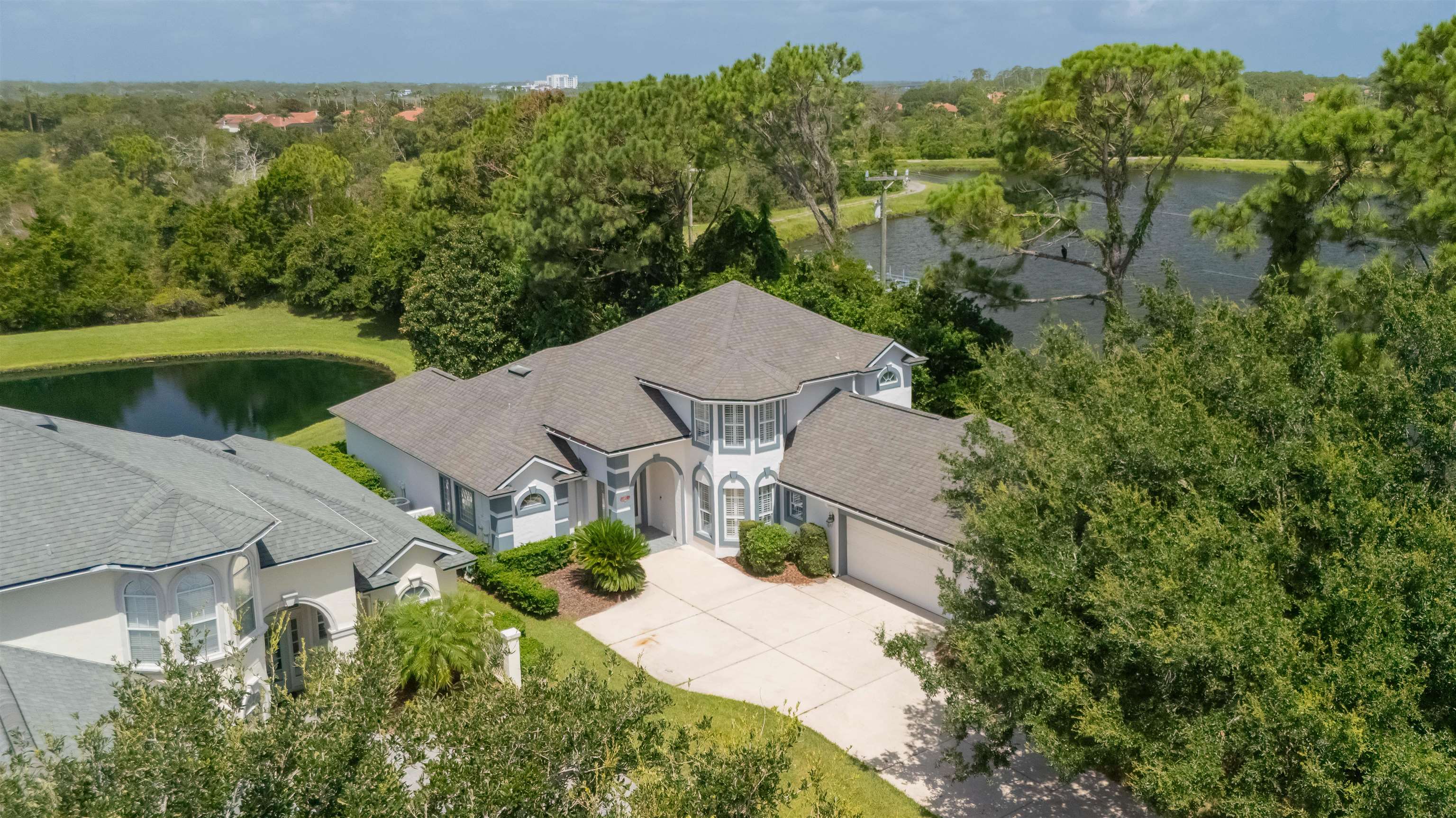 932 Spring Lake Ct