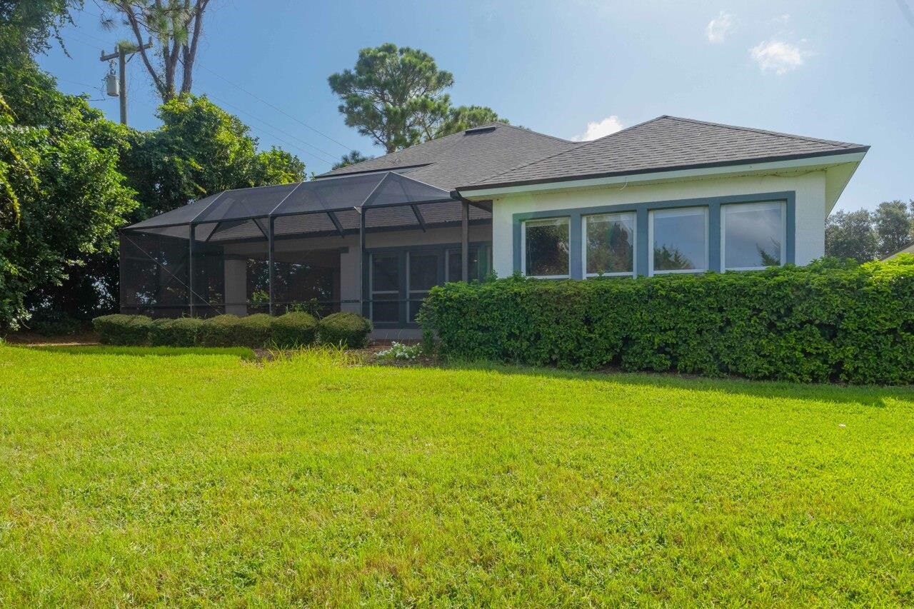 932 Spring Lake Ct