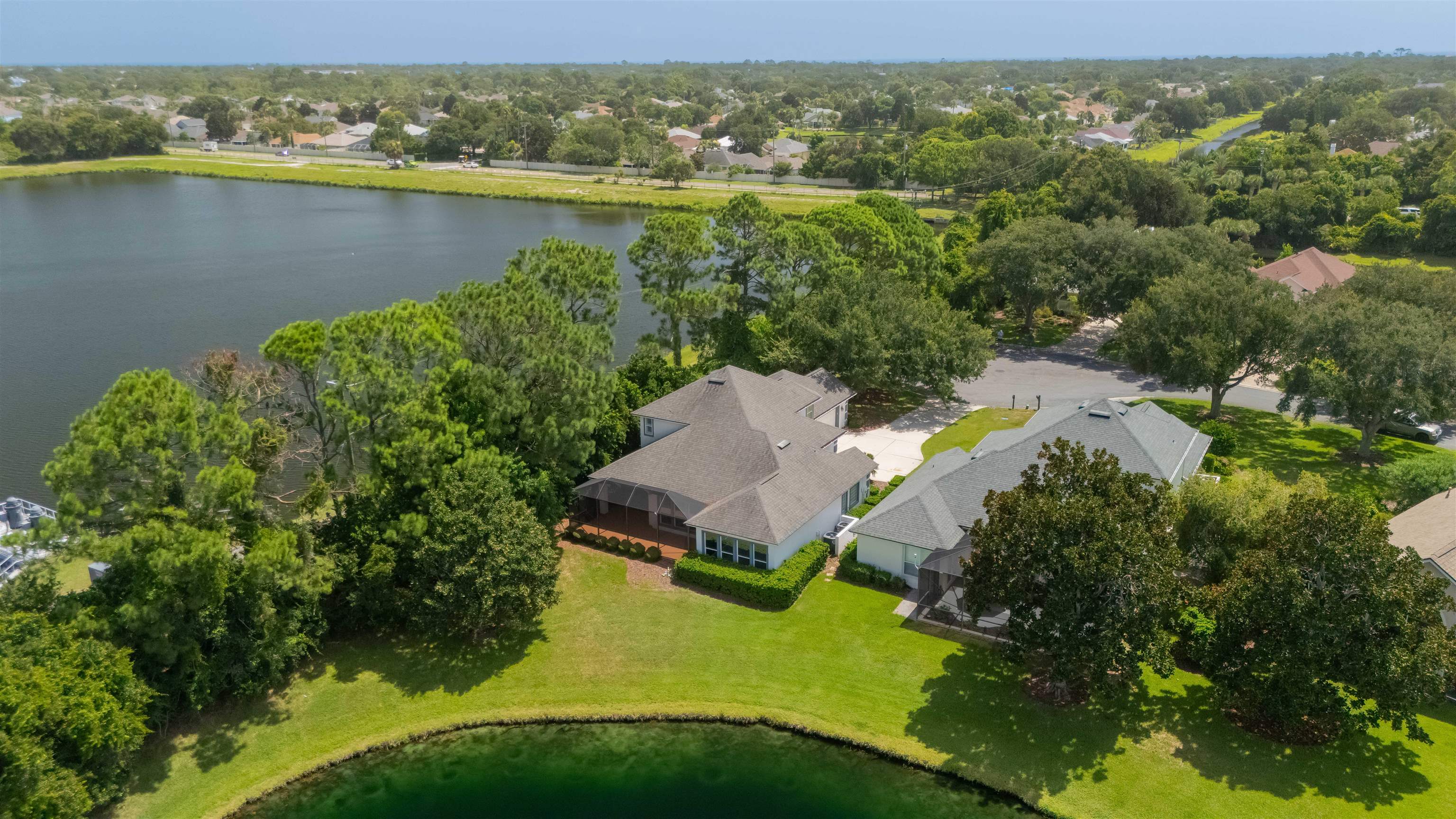 932 Spring Lake Ct