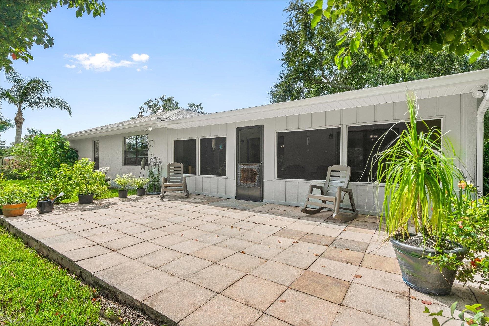525 Domenico Cir